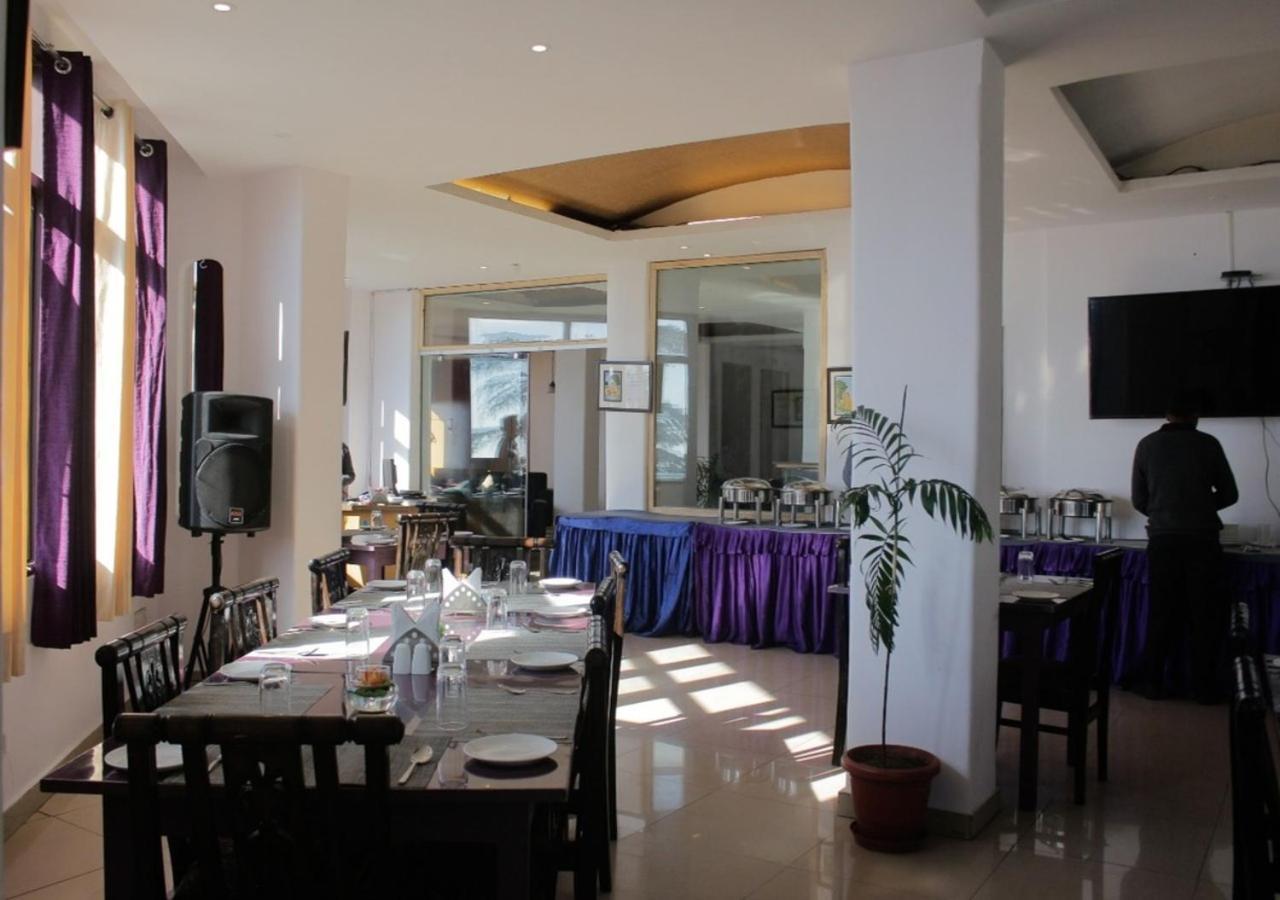 M Hotel And Restaurant McLeod Gandzs Kültér fotó
