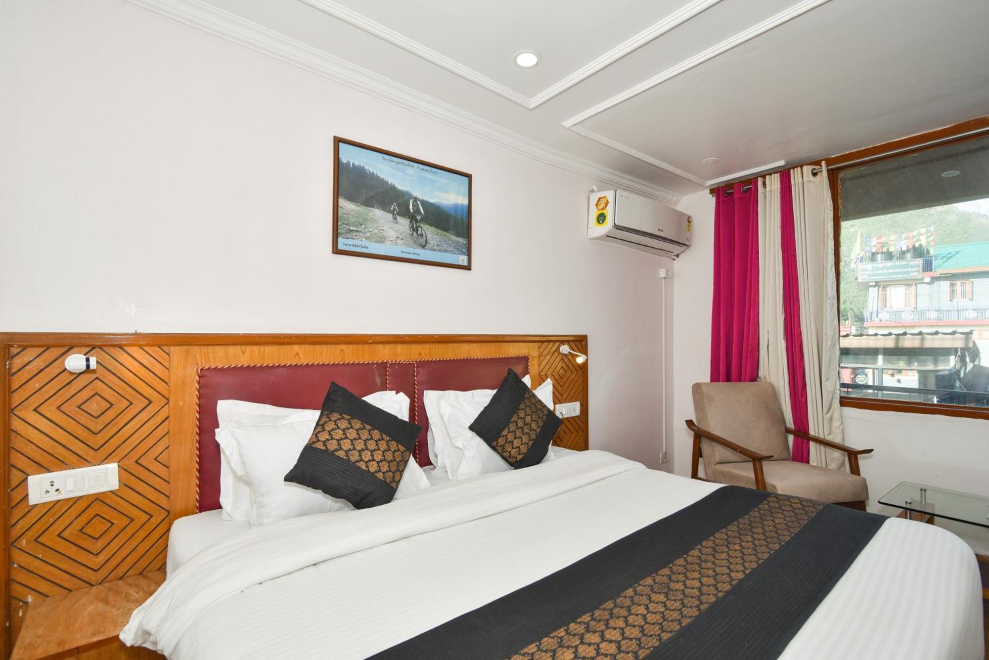 M Hotel And Restaurant McLeod Gandzs Kültér fotó